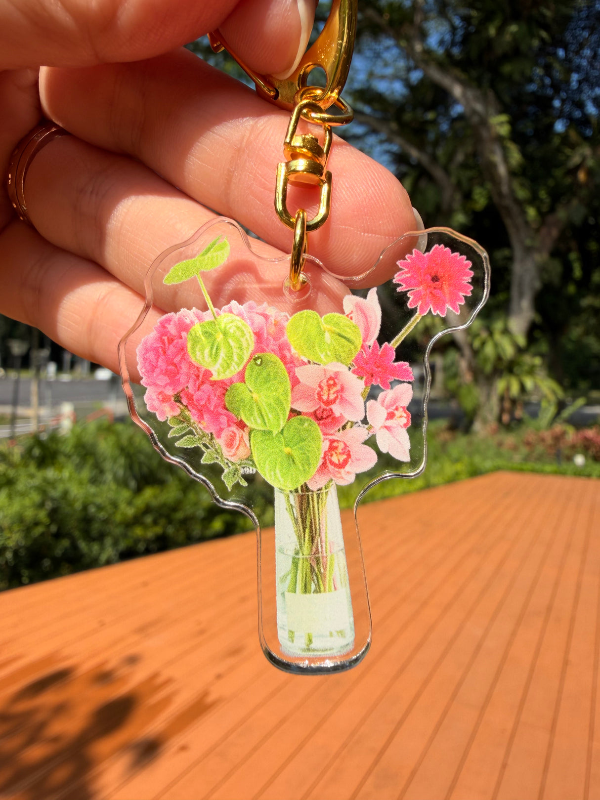 Modern Muse – Anthurium Orchid Vase Arrangement (Fresh)