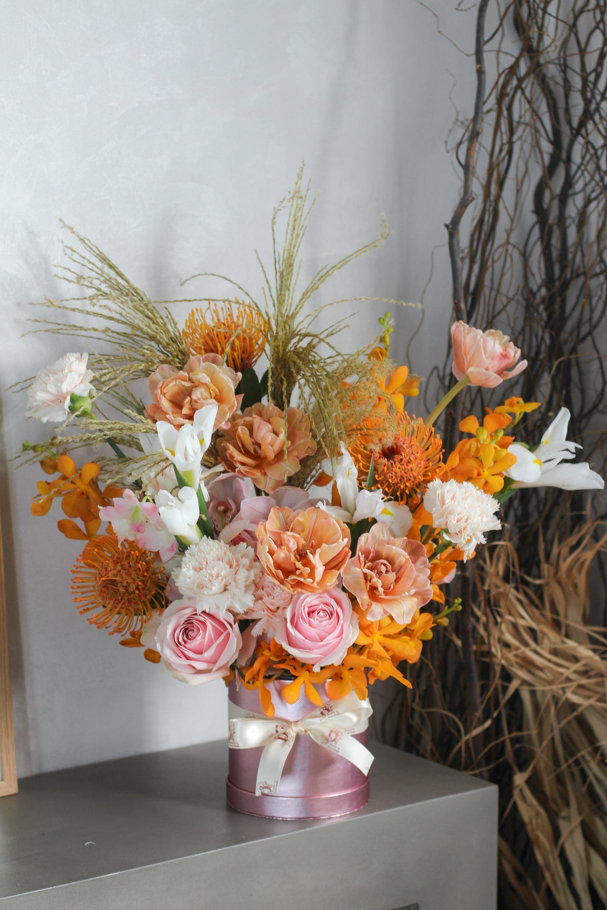 Apricot Blush Tulip Ensemble (fresh flowers)