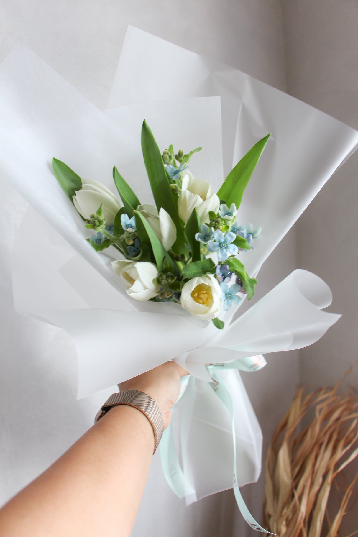 Tulip Skies (fresh flowers)