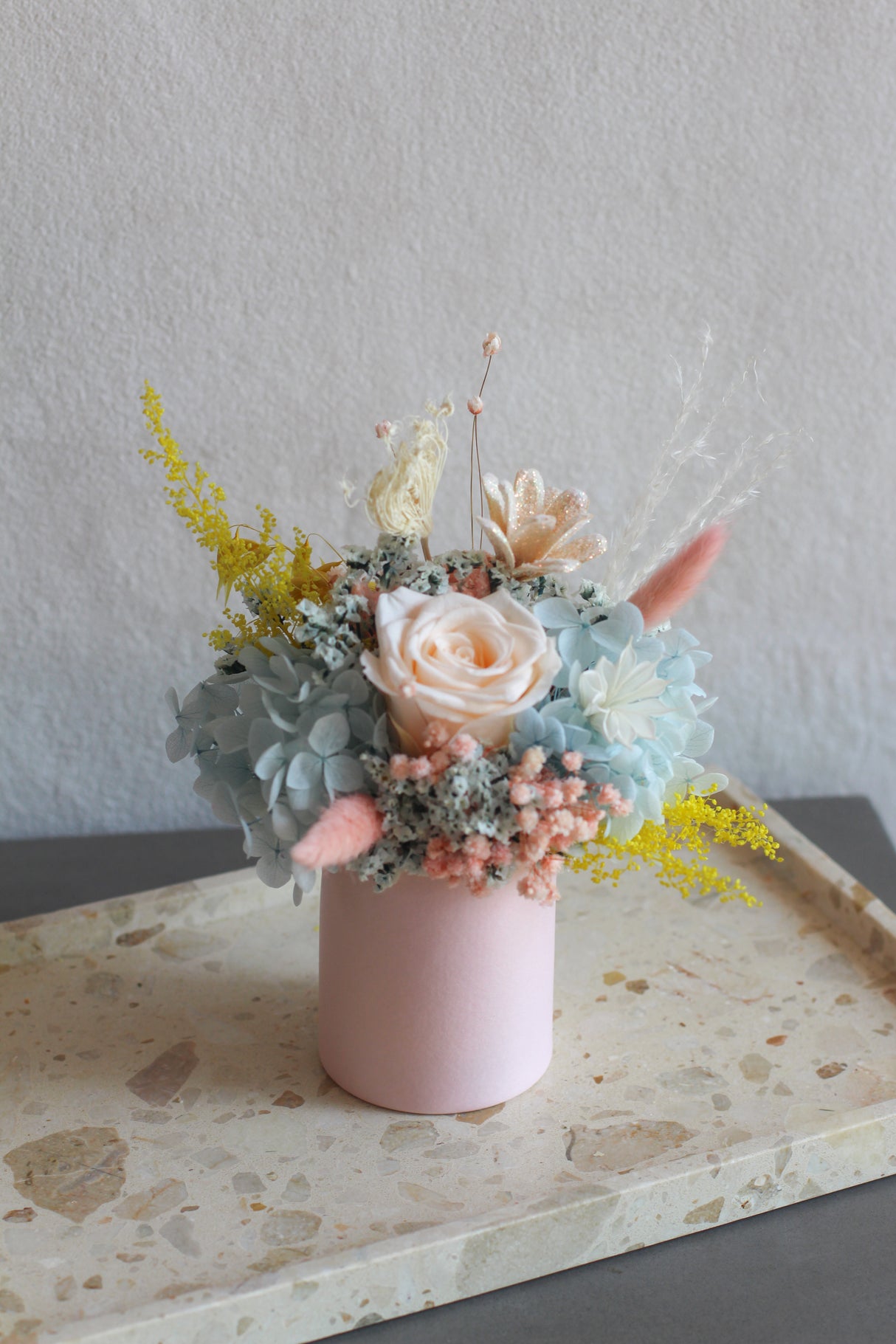 Quiet Garden (Preserved Flowers)