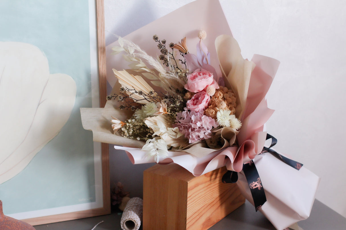 Flower Child (Preserved)