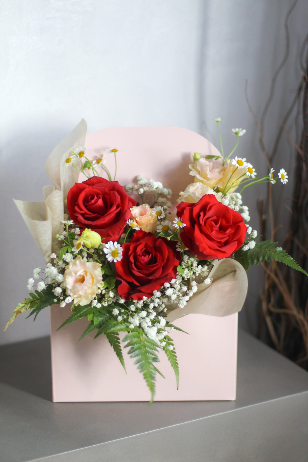 Scarlet Trio Bloom Box (Fresh Flowers)