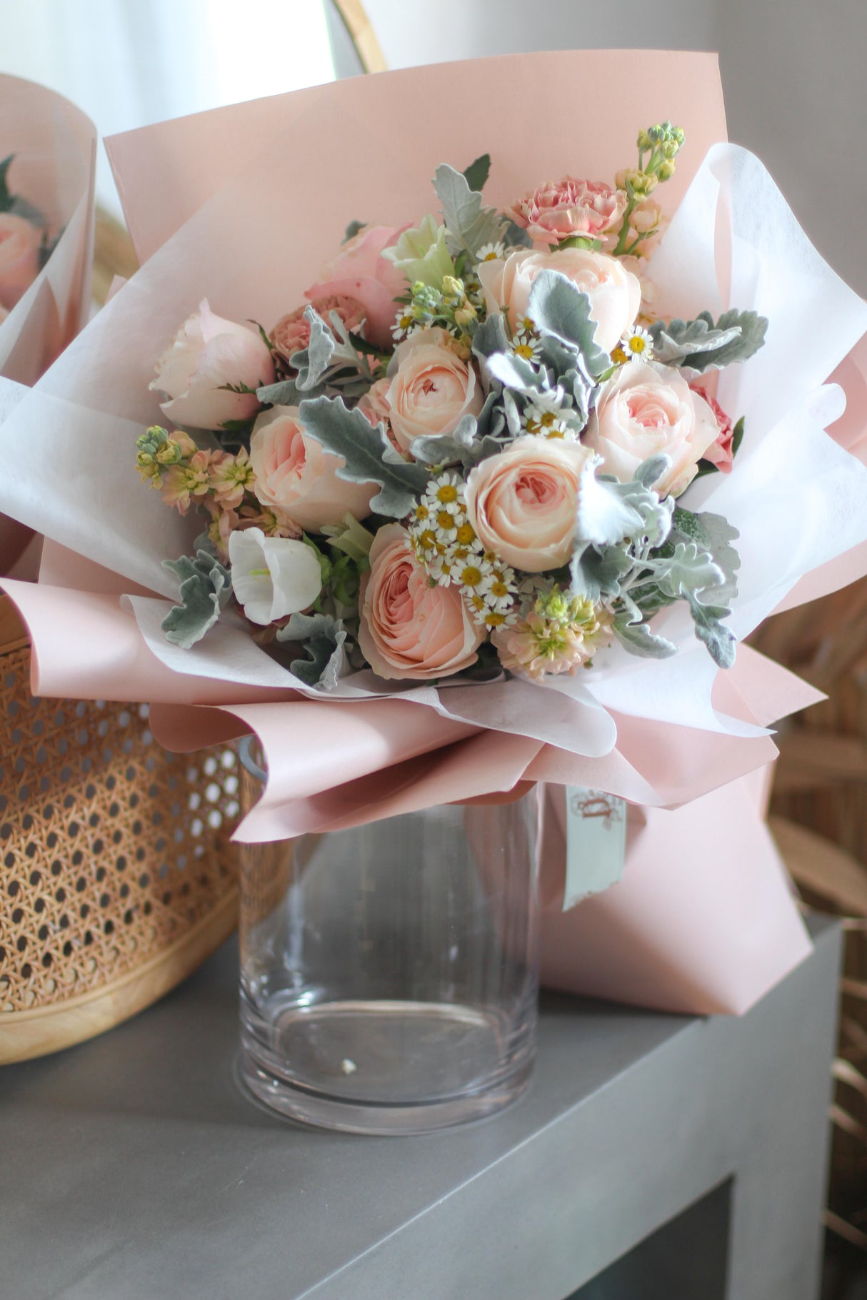 Fresh Blush Pink Roses | Elegant Flower Bouquet Singapore (Fresh)
