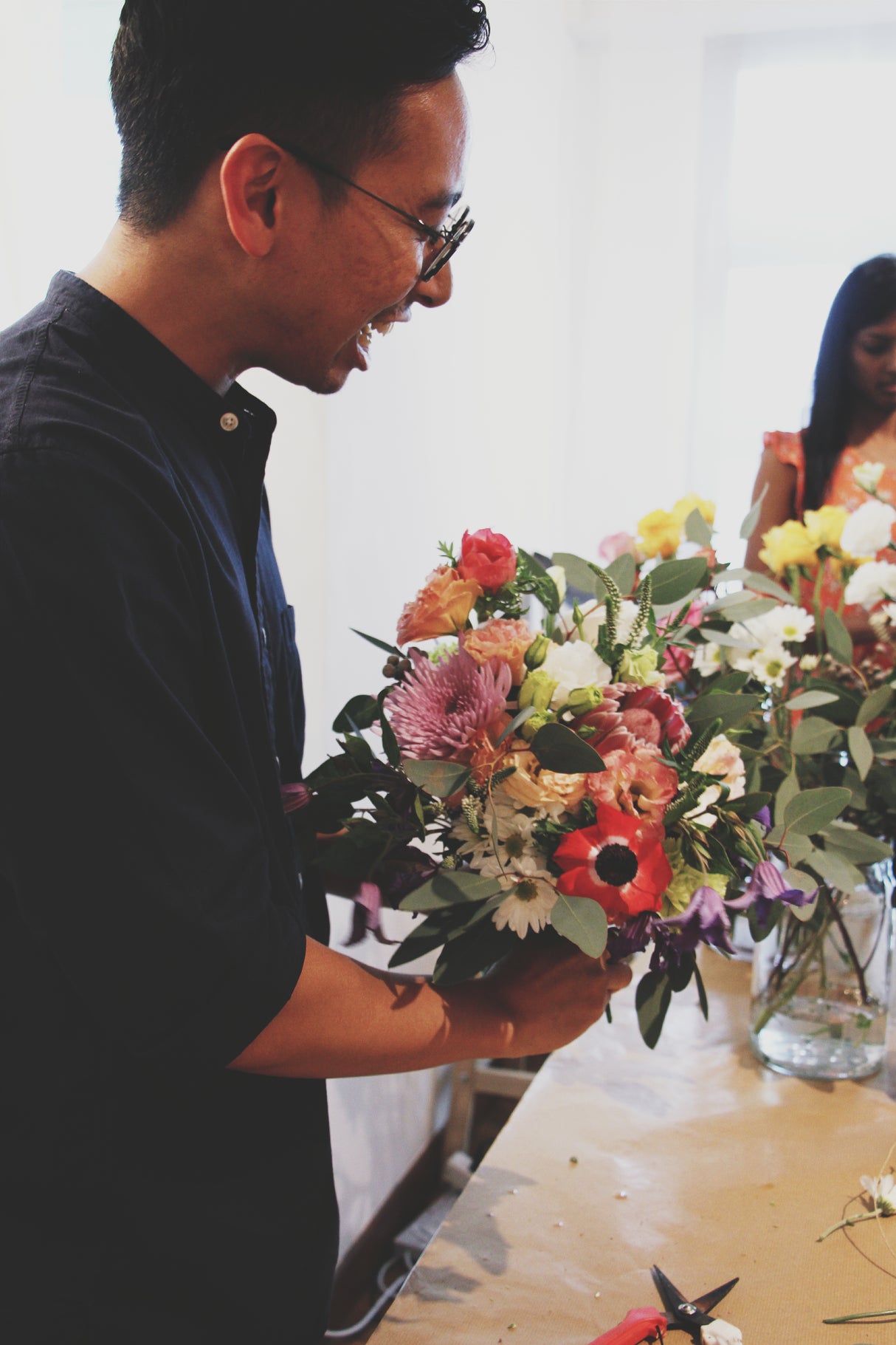 Hand-Tied Bouquet/ Florals in Vase/ Flower Box Workshop (Private)