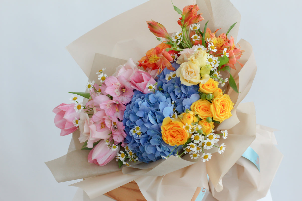 Summer Happiness (Fresh Flowers)