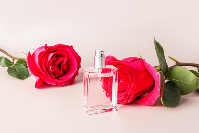 Top 5 Flowers That Create the Most Enchanting Perfumes & Colognes