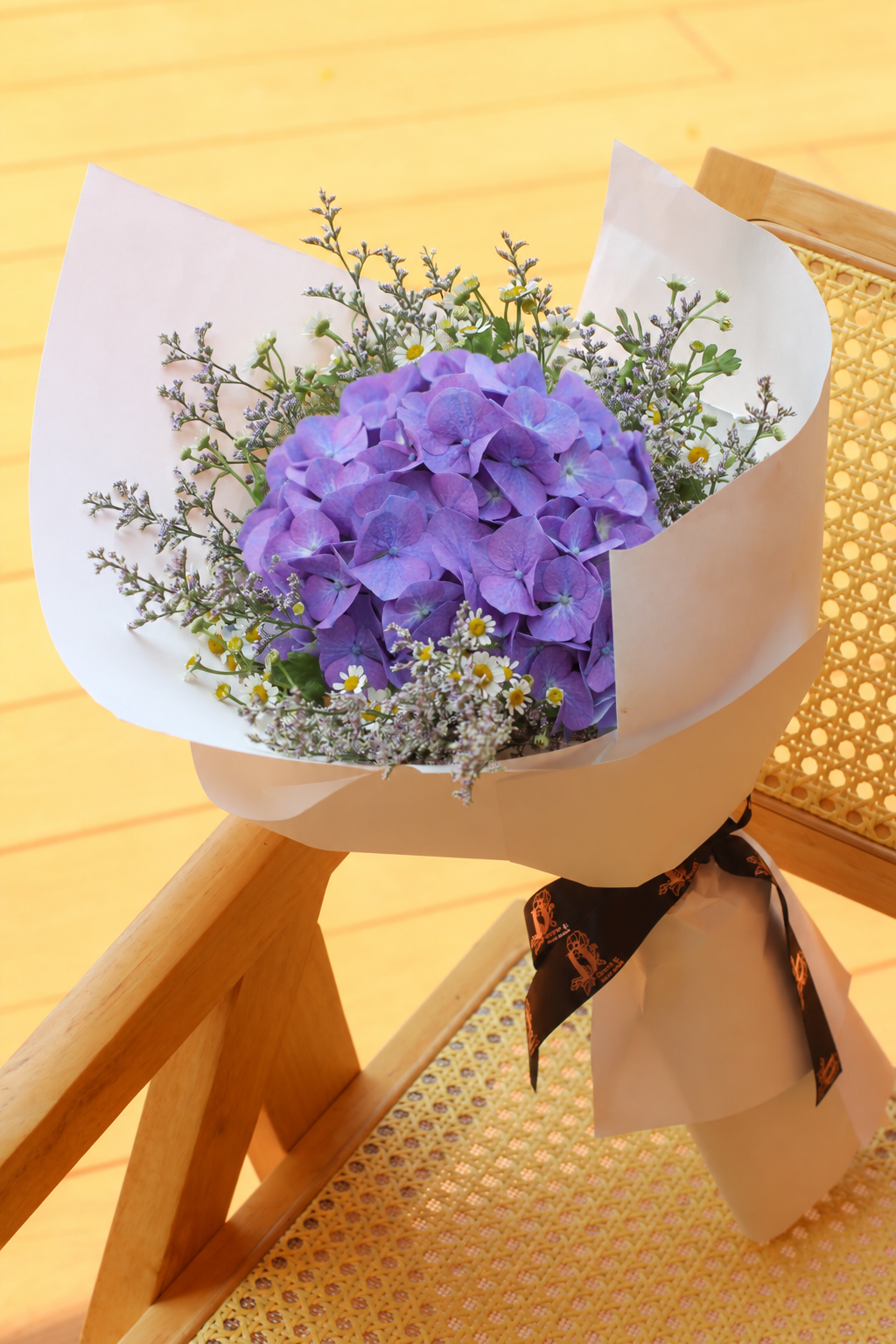 Hydrangea Meadow (Fresh)
