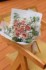 Classic Roses and Baby’s Breath Bouquet