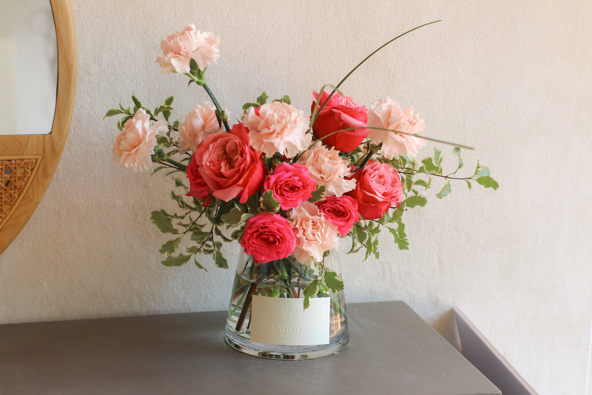 Blush Garden – Fresh Rose and Carnation Vase Arrangement (Fresh)