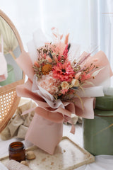 Sweet Nothings (preserved flowers)